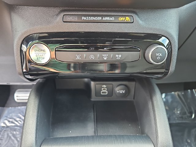 Certified 2024 Ford Escape ST-Line w/ Tech Pack #1 FWD image 27