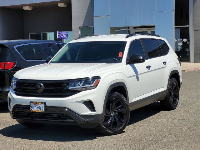 Used 2023 Volkswagen Atlas SE w/ Black Wheel Package FWD image 8