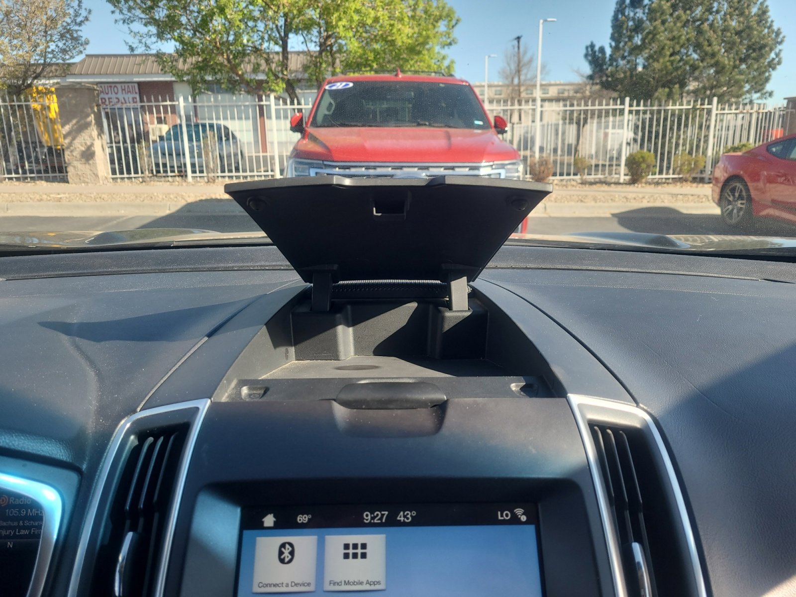 Certified 2017 Ford Edge Titanium AWD/4WD image 33