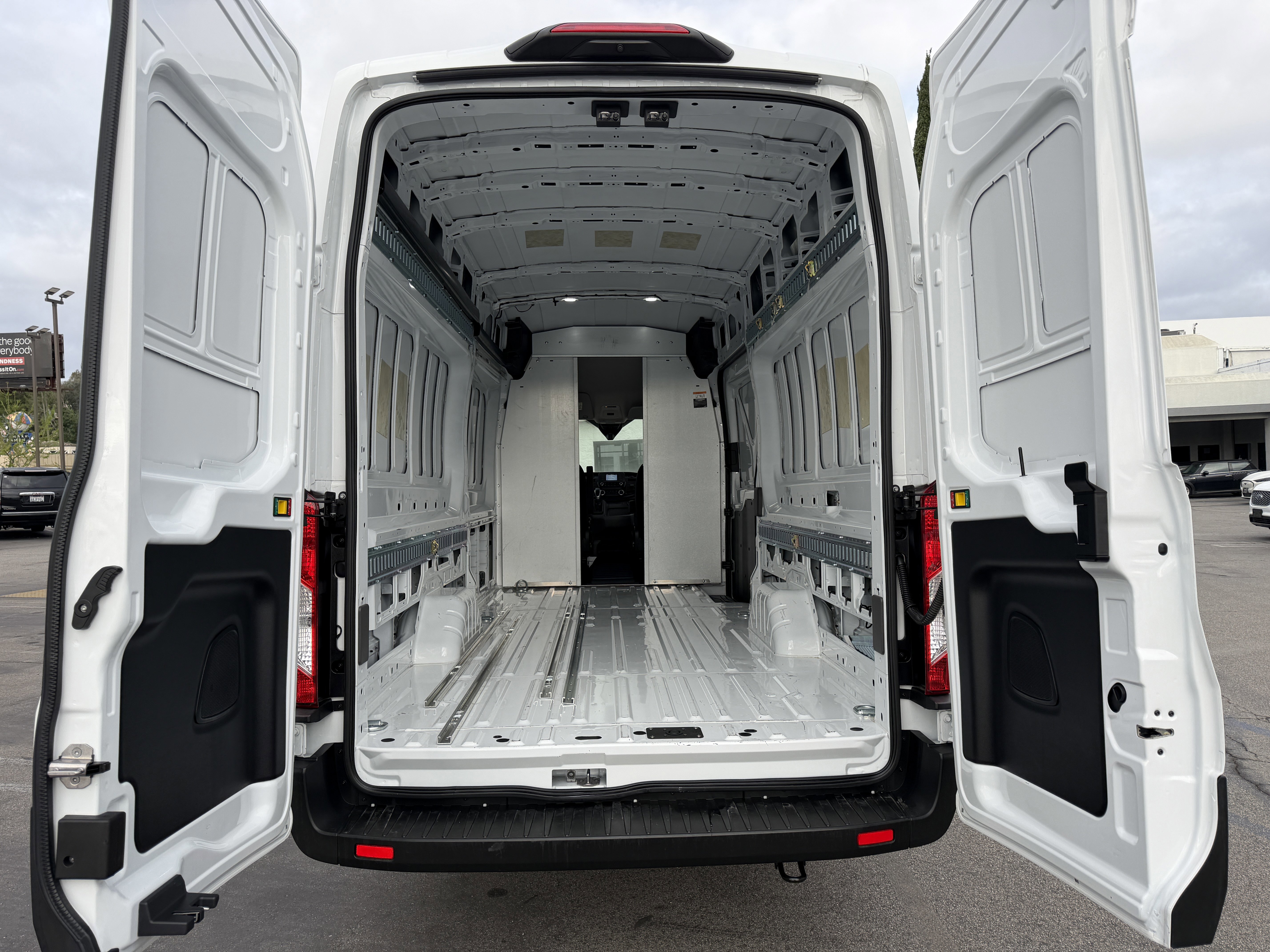 Certified 2023 Ford Transit 350 148 High Roof Extended image 9