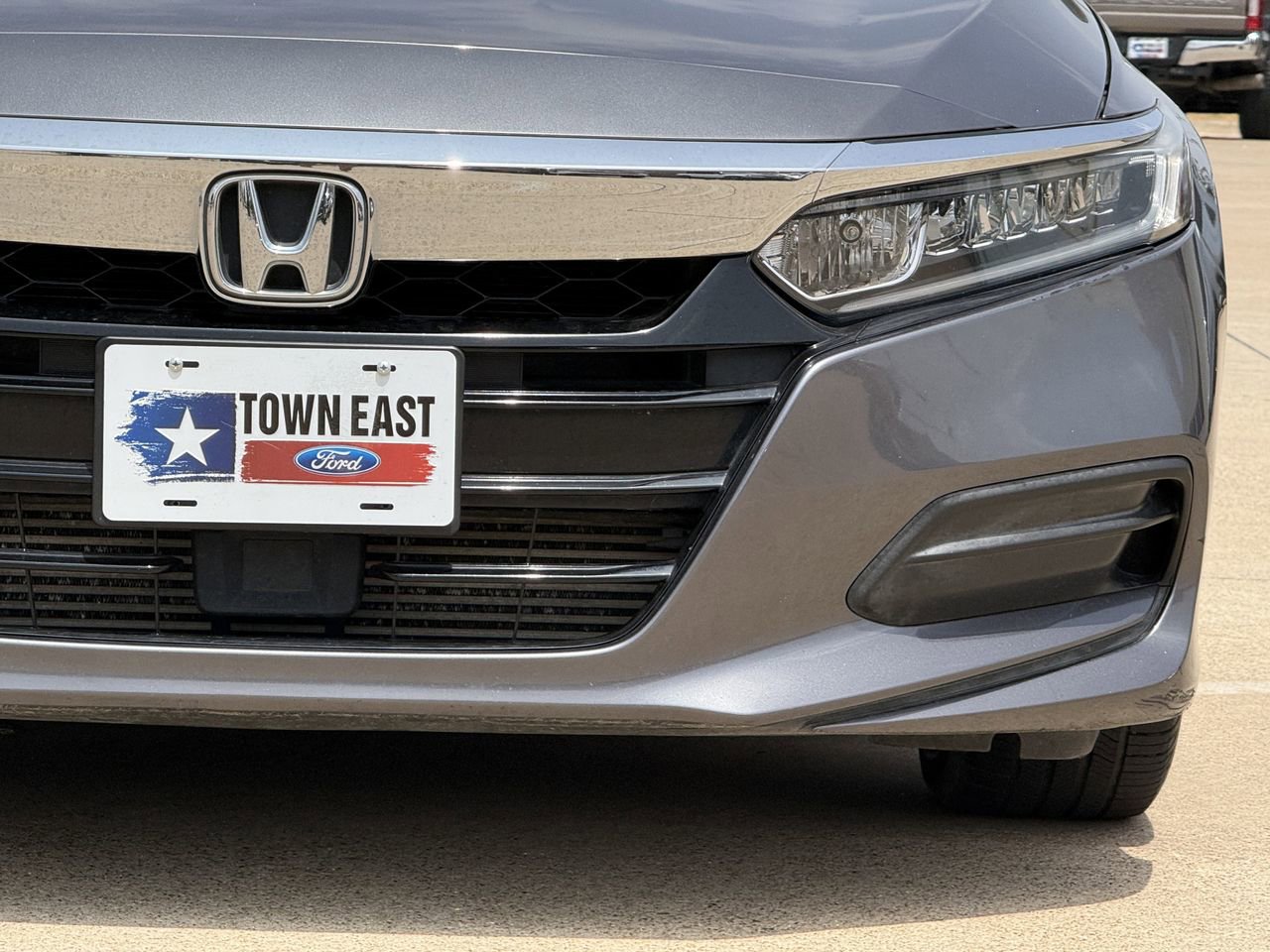 Used 2018 Honda Accord LX image 9