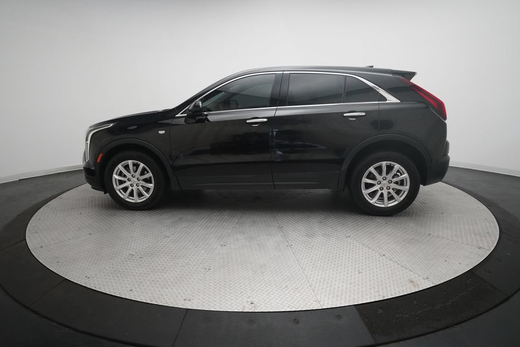 Used 2022 Cadillac XT4 Luxury w/ Cold Weather Package AWD/4WD image 24