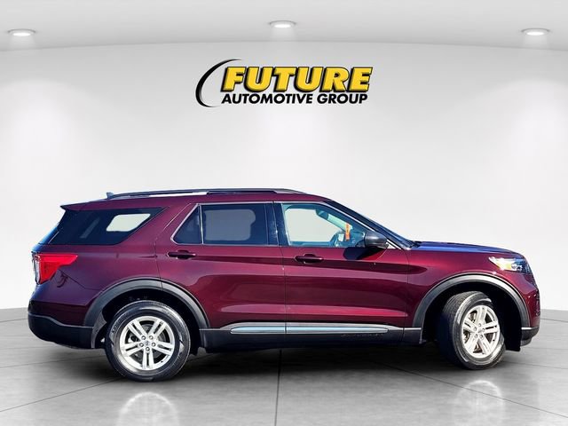 Certified 2022 Ford Explorer XLT AWD/4WD image 3