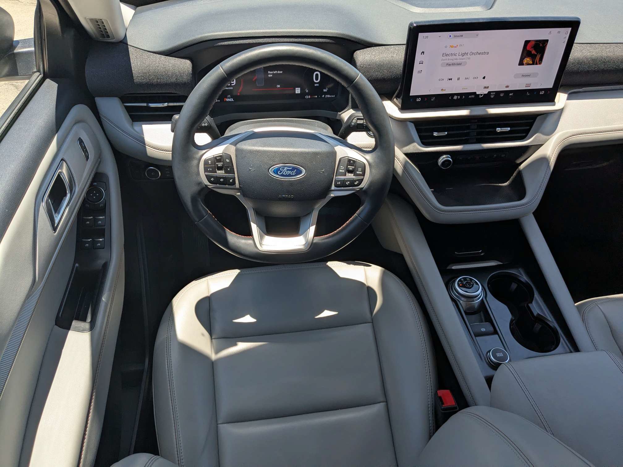 Certified 2025 Ford Explorer Active w/ Active Comfort Package RWD image 17