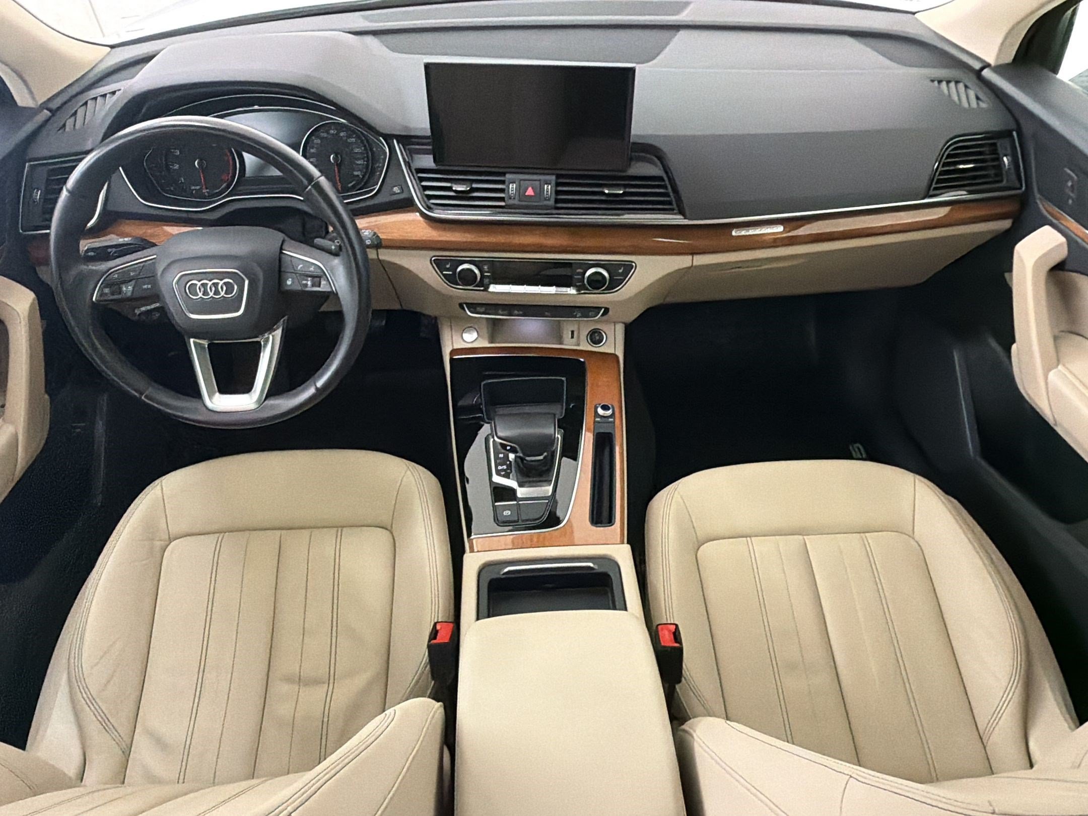 Used 2021 Audi Q5 2.0T Premium w/ Convenience Package AWD/4WD image 16