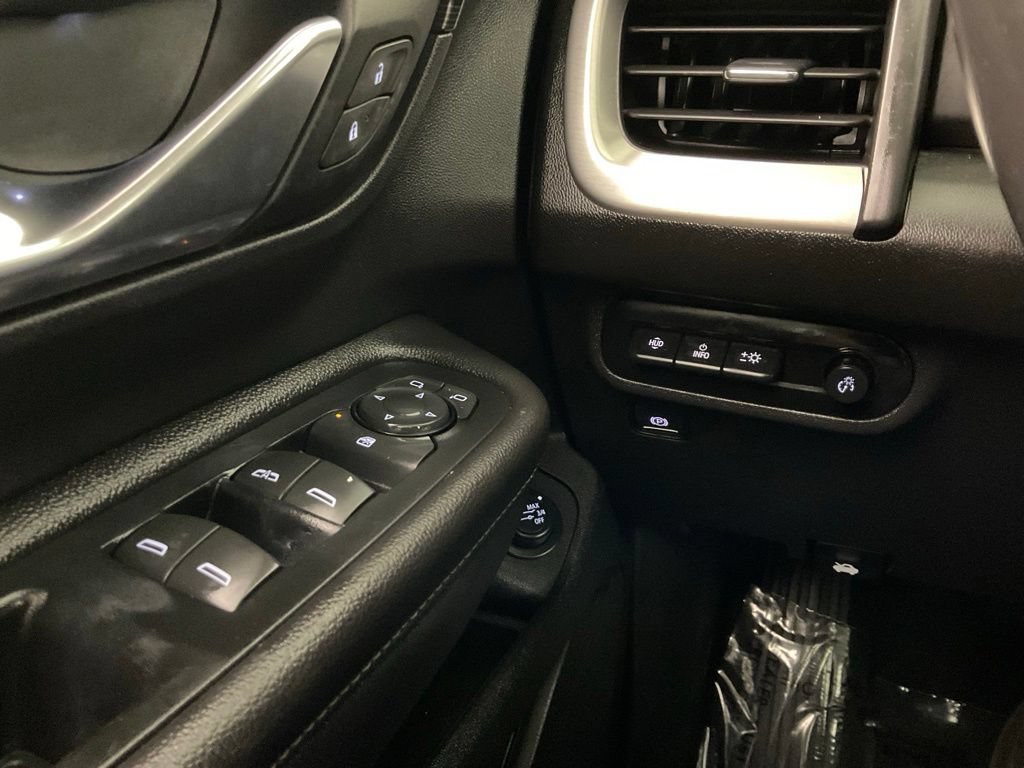 Used 2022 GMC Terrain SLT w/ Tech Package AWD/4WD image 20
