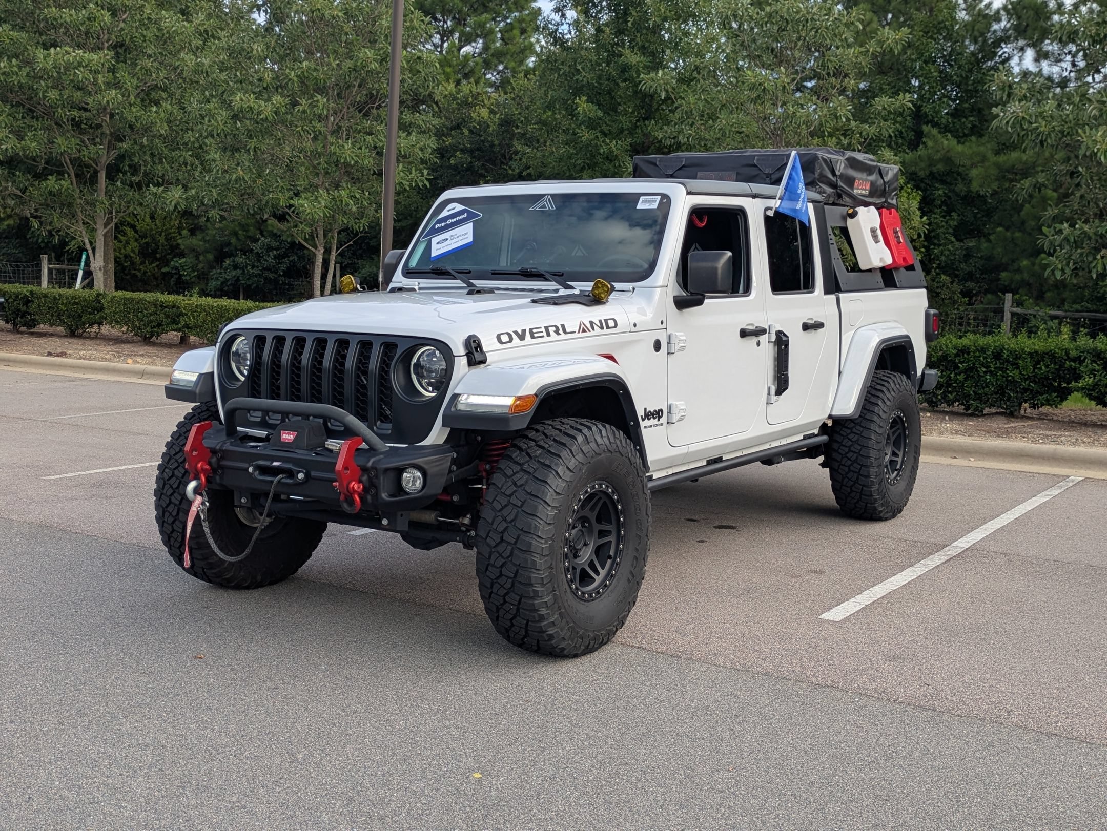 Used 2023 Jeep Gladiator Sport AWD/4WD image 8