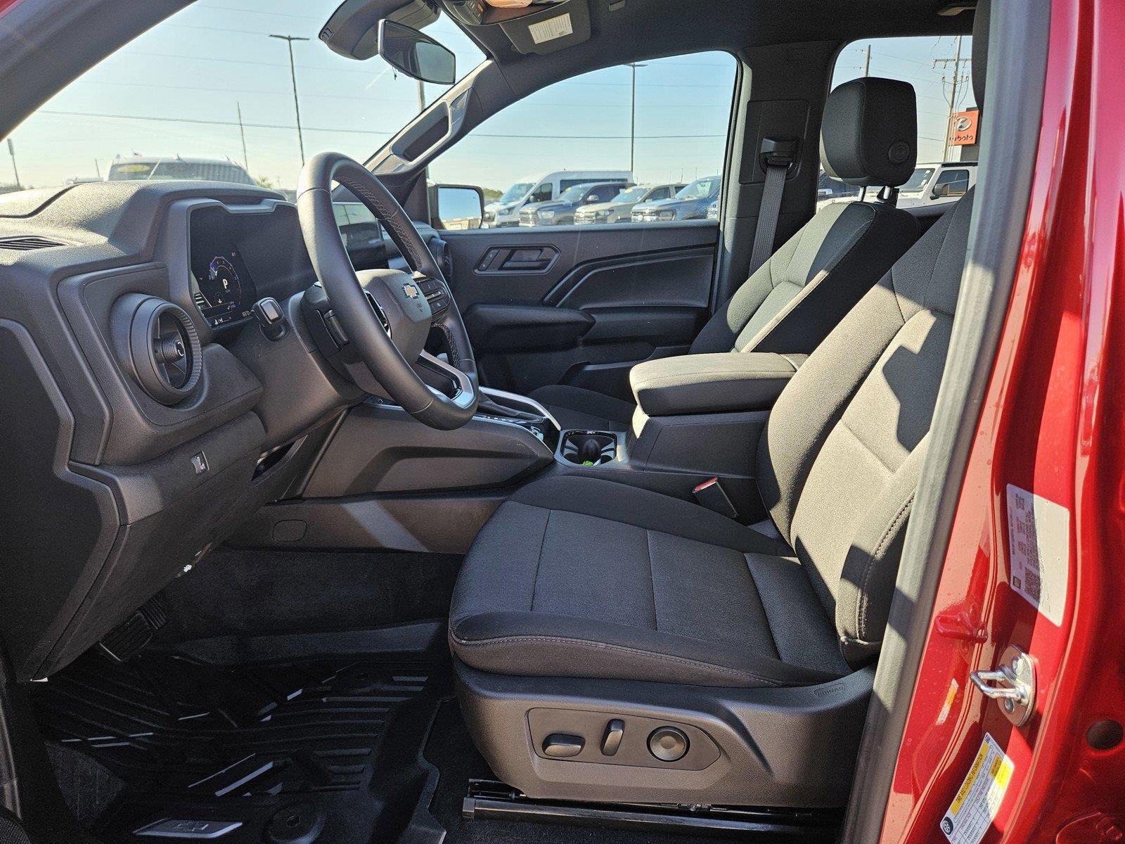 Used 2026 Chevrolet Colorado W/T w/ WT Convenience Package II RWD image 15