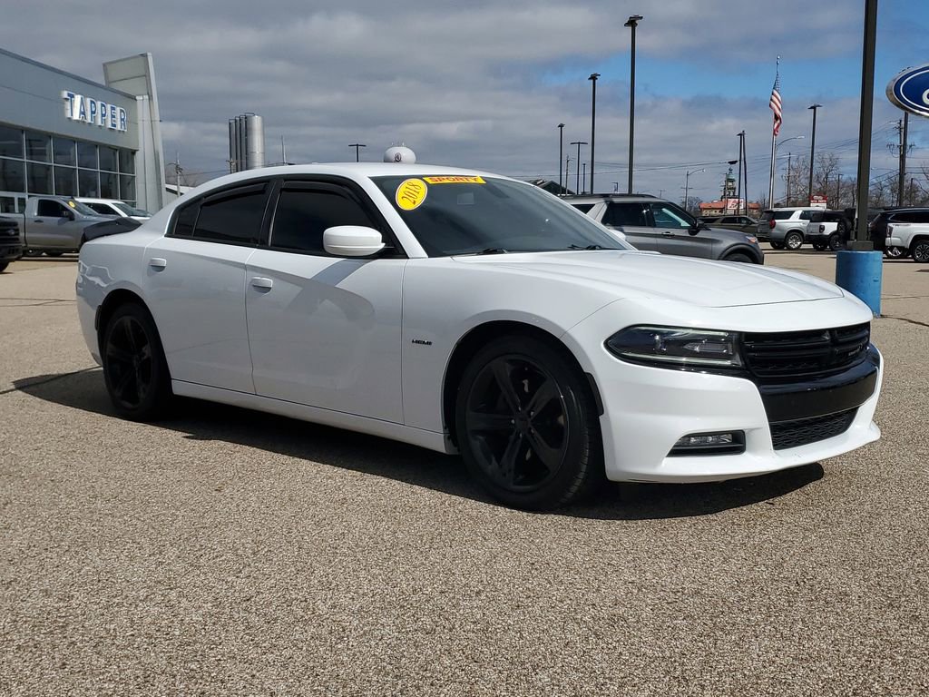 Used 2018 Dodge Charger R/T image 2