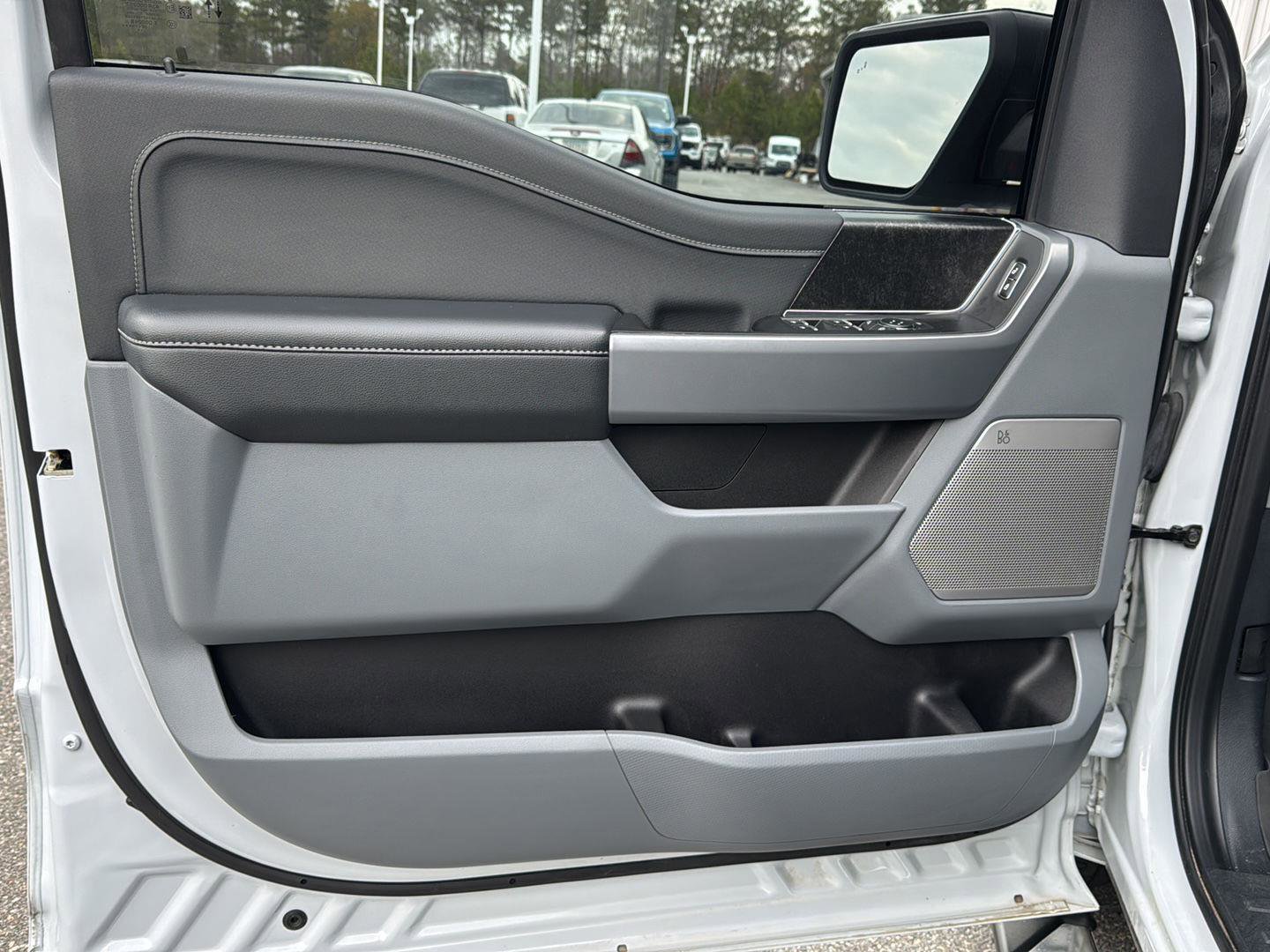 Certified 2022 Ford F150 XLT w/ Equipment Group 302A High image 14