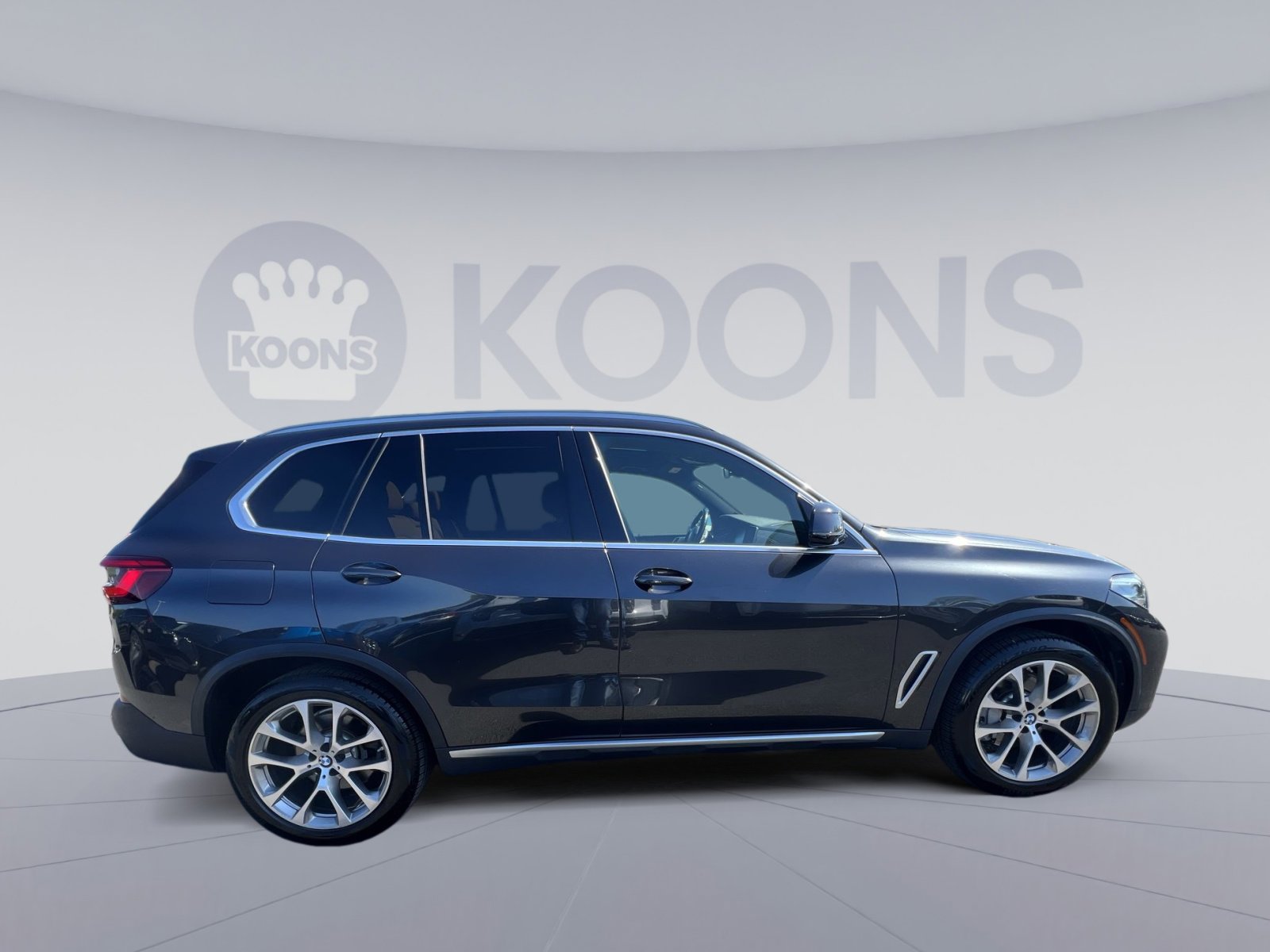Used 2019 BMW X5 xDrive40i w/ Luxury Seating Package AWD/4WD image 12