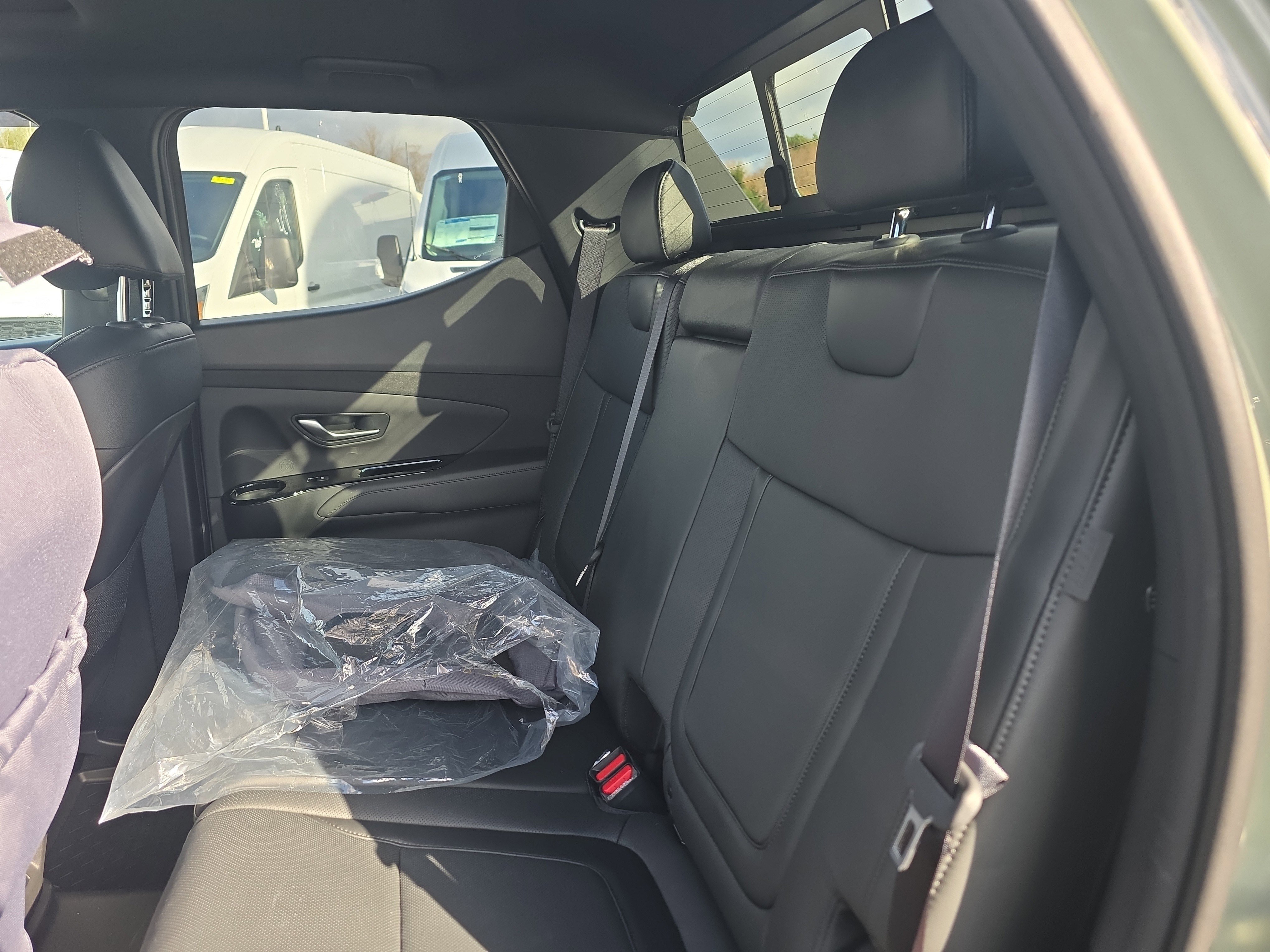 Used 2024 Hyundai Santa Cruz Limited image 21