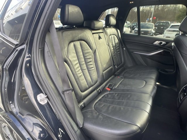 Used 2020 BMW X5 xDrive40i w/ M Sport Package image 32