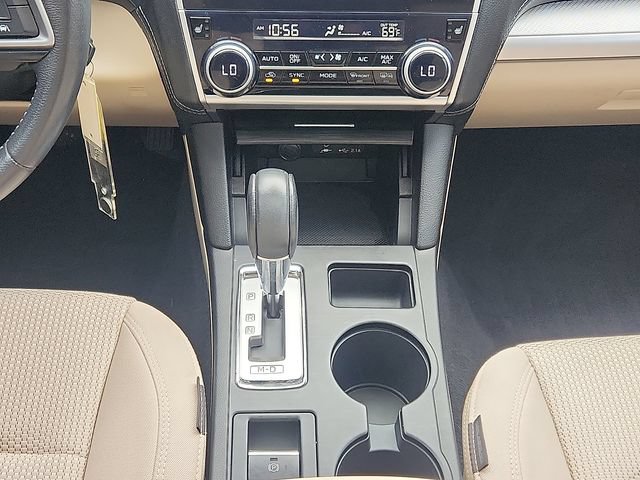 Used 2019 Subaru Outback 2.5i Premium AWD/4WD image 18