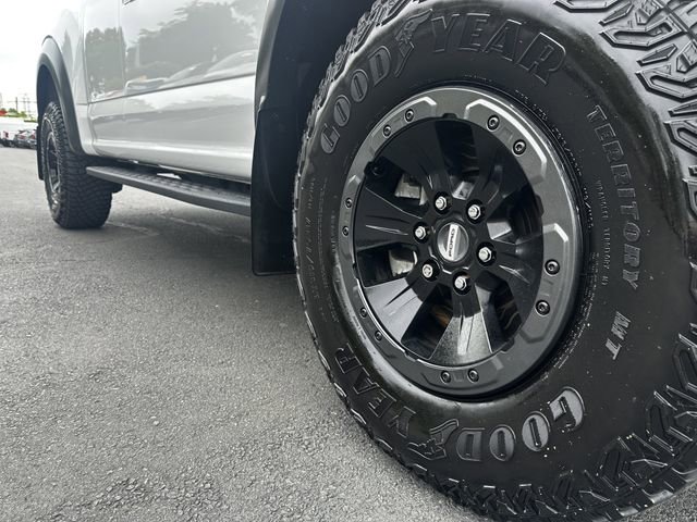 Certified 2018 Ford F150 Raptor w/ Equipment Group 802A Luxury AWD/4WD image 11