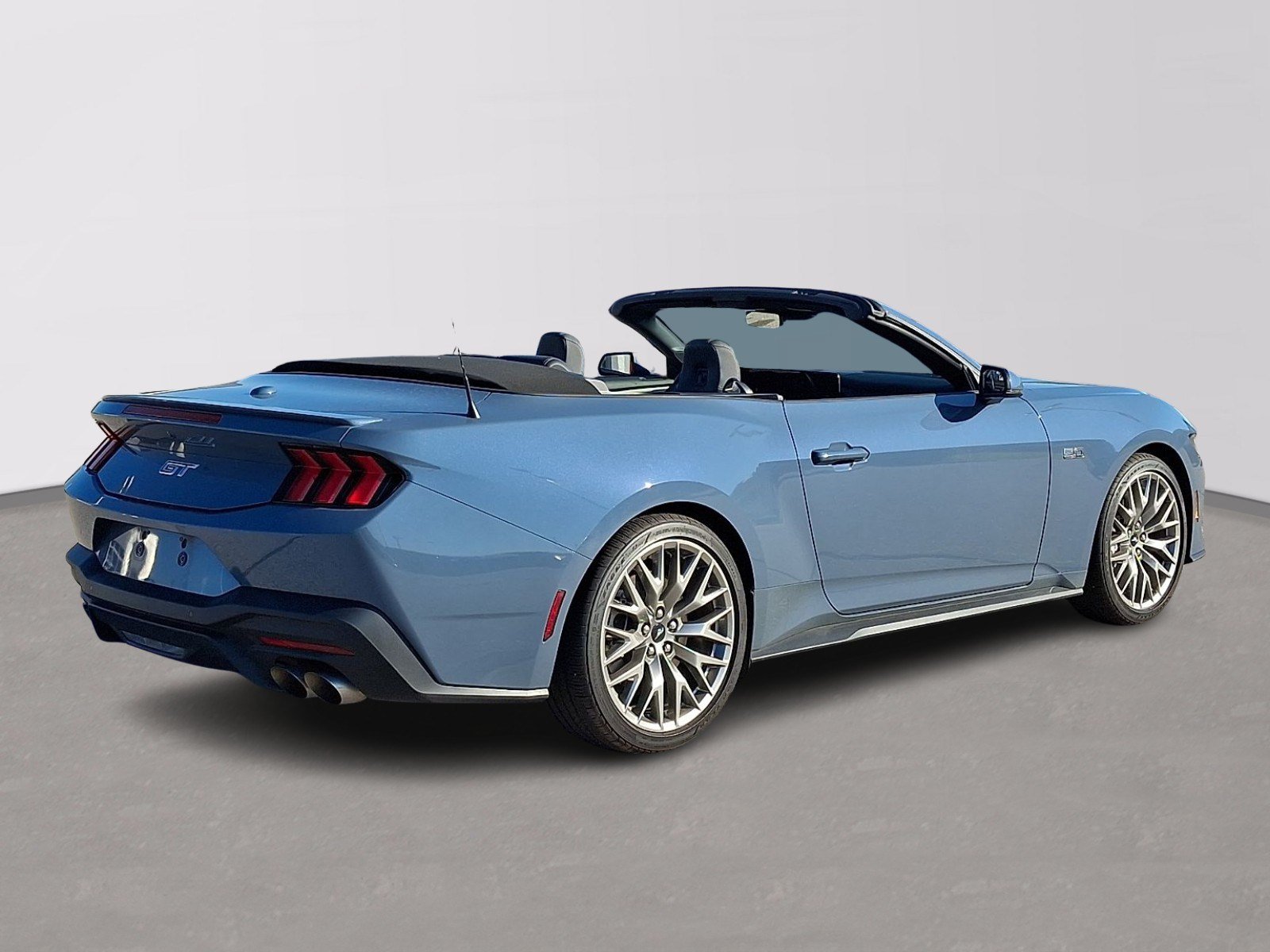 Certified 2025 Ford Mustang GT Premium RWD image 6