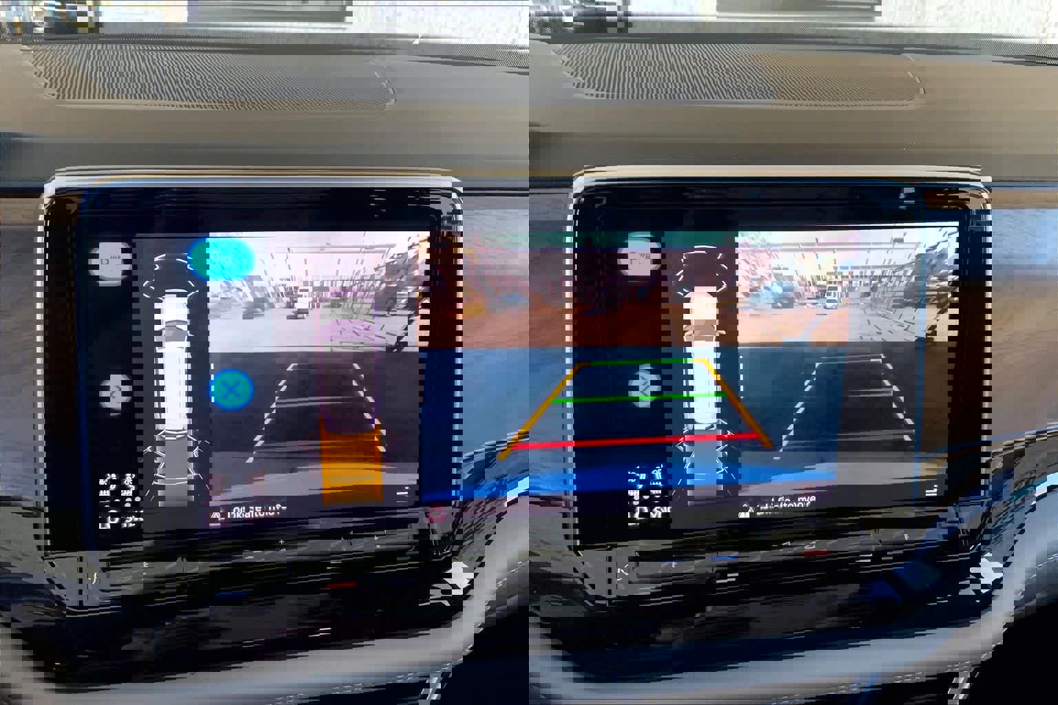 Used 2024 Volkswagen Atlas SE FWD image 28