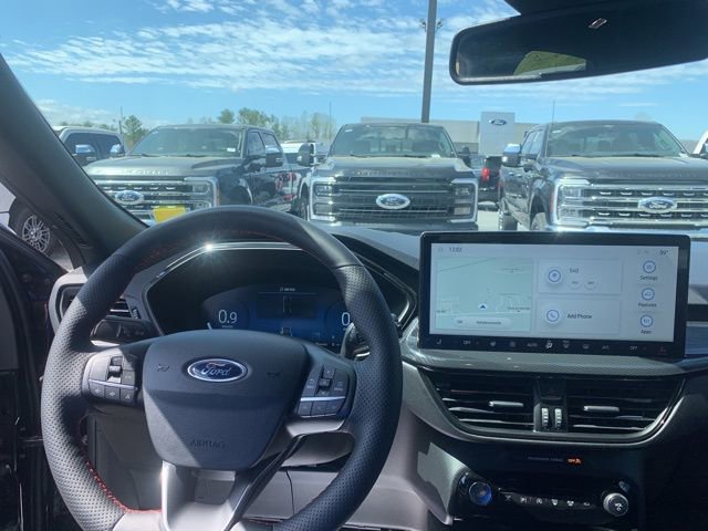 Certified 2023 Ford Escape ST-Line Elite w/ Premium Technology Package image 24