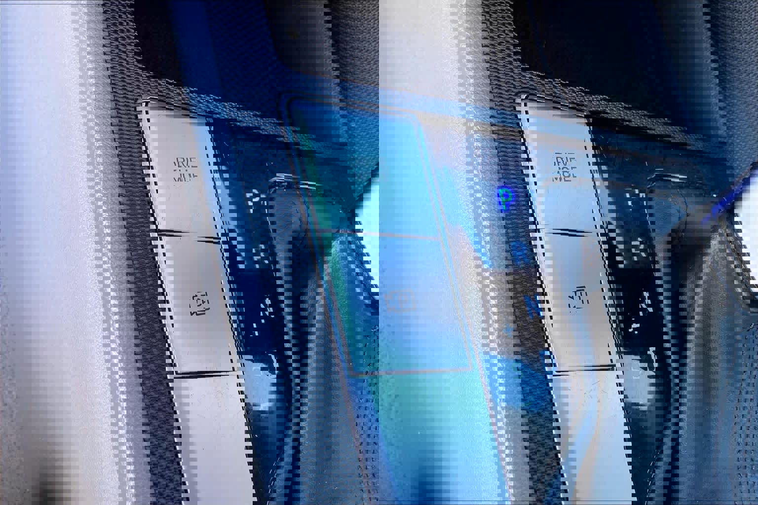 Used 2023 Hyundai Elantra SEL w/ Preferred Accessory Package image 36