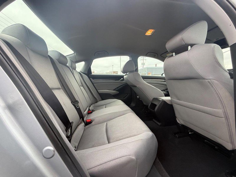 Used 2018 Honda Accord LX image 14