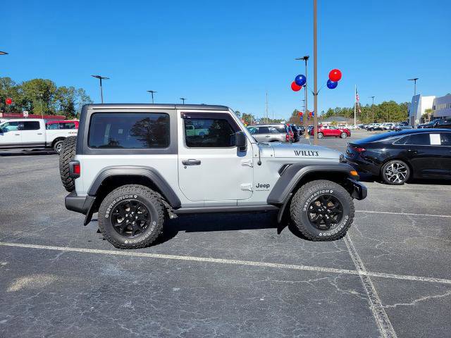 Used 2022 Jeep Wrangler Willys image 6