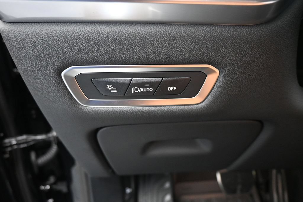 Used 2026 BMW X7 xDrive40i w/ Executive Package AWD/4WD image 13