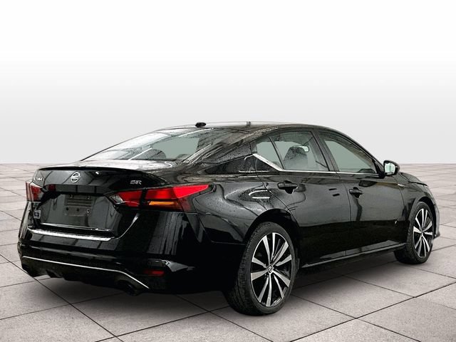 Used 2021 Nissan Altima 2.5 SR FWD image 11