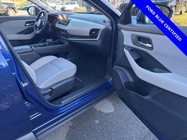 Used 2023 Nissan Rogue SV image 13