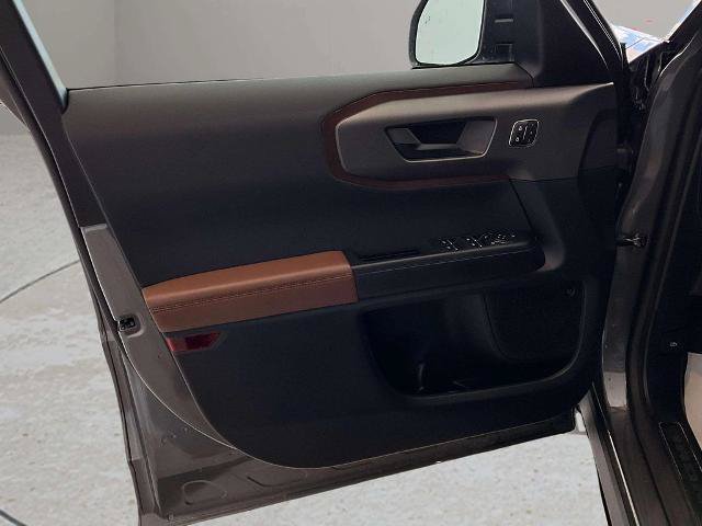 Certified 2025 Ford Bronco Sport Outer Banks w/ Outer Banks Tech Package+ AWD/4WD image 15