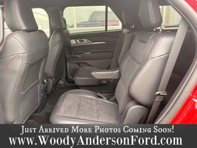 Certified 2025 Ford Explorer ST w/ Sun And Sound Package AWD/4WD image 9