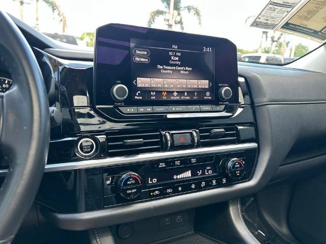Used 2024 Nissan Pathfinder SV w/ SV Premium Package FWD image 30