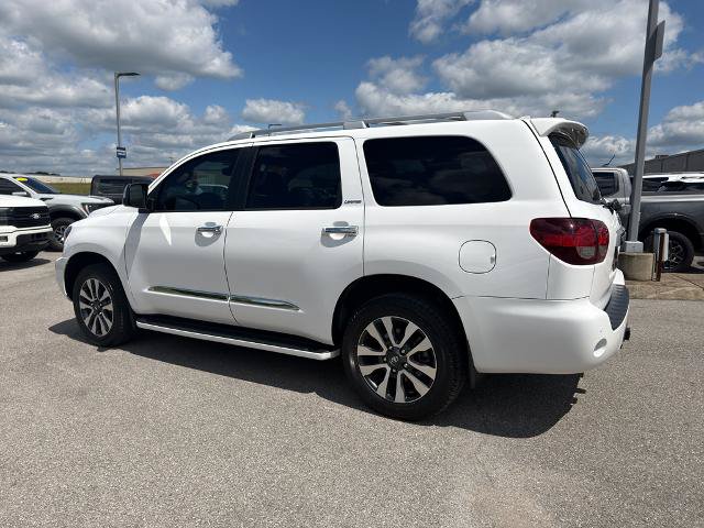 Used 2021 Toyota Sequoia Limited w/ Safety & Convenience Package AWD/4WD image 4