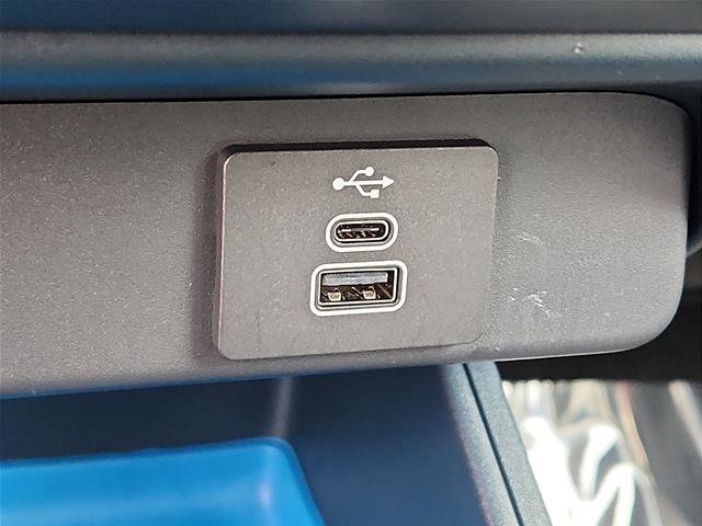 Certified 2025 Ford Maverick XLT FWD image 22