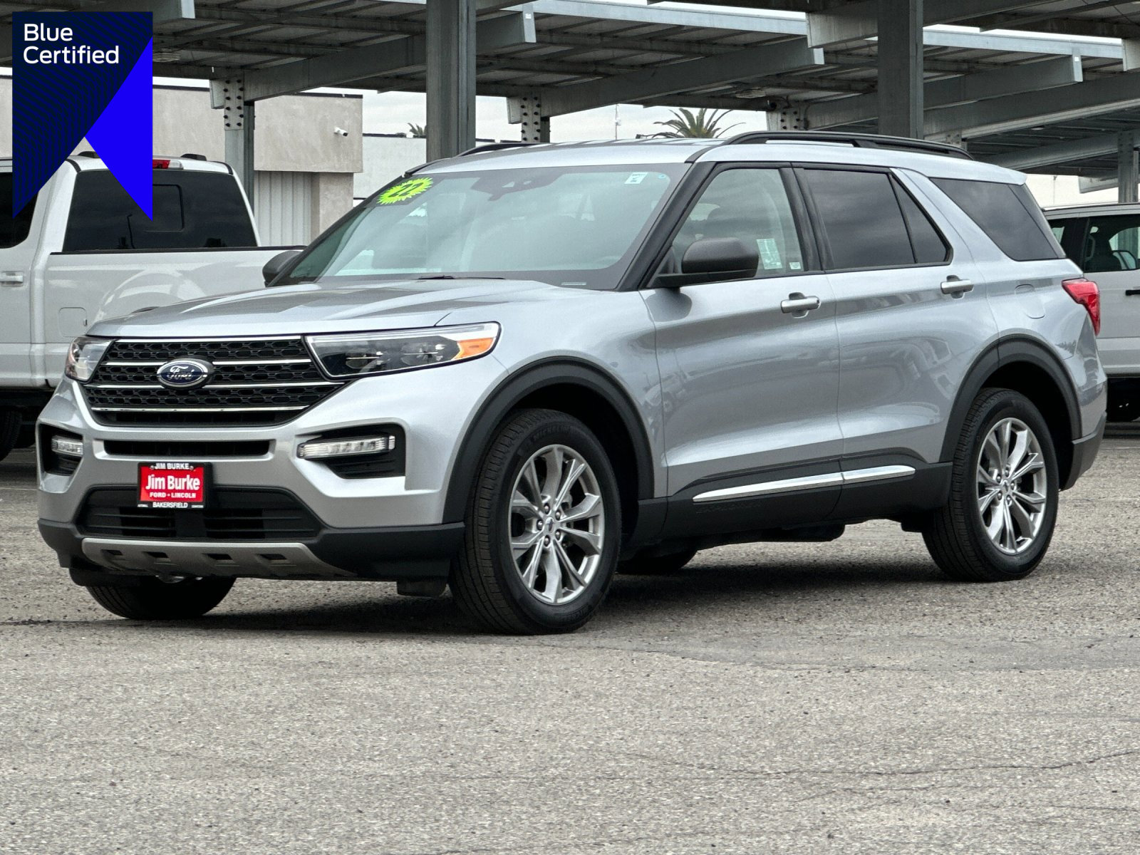 Certified 2022 Ford Explorer XLT w/ Equipment Group 202A image 1