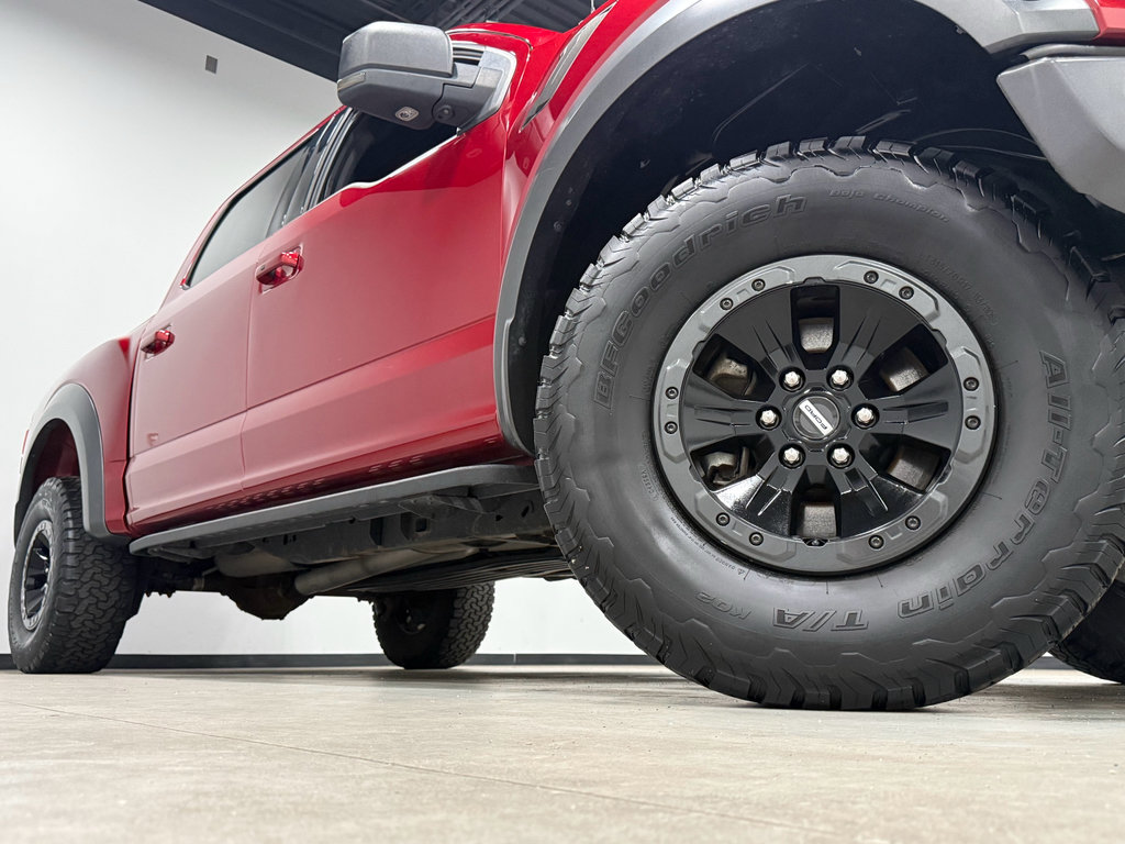 Certified 2018 Ford F150 Raptor w/ Equipment Group 802A Luxury image 2