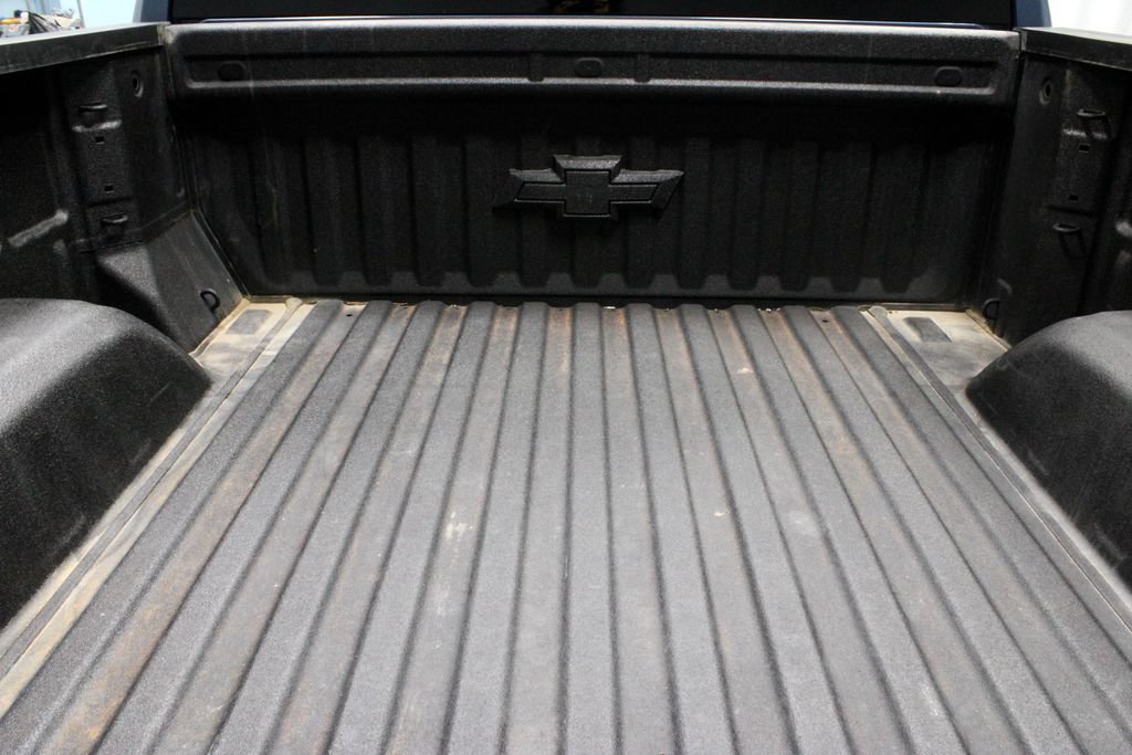 Used 2024 Chevrolet Silverado 1500 LT AWD/4WD image 14
