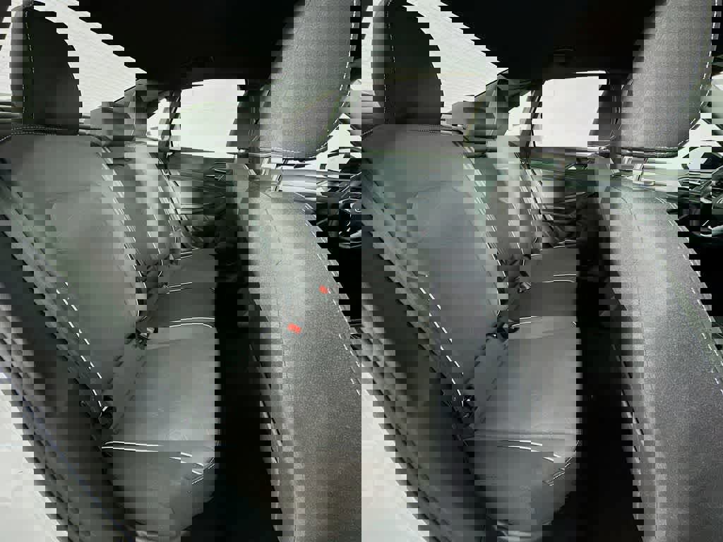 Used 2025 Volkswagen Jetta Sport image 28