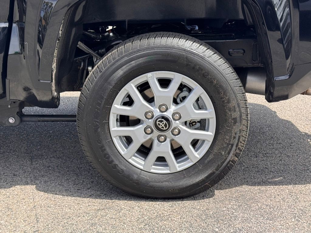 Used 2025 Toyota Tacoma SR5 image 13