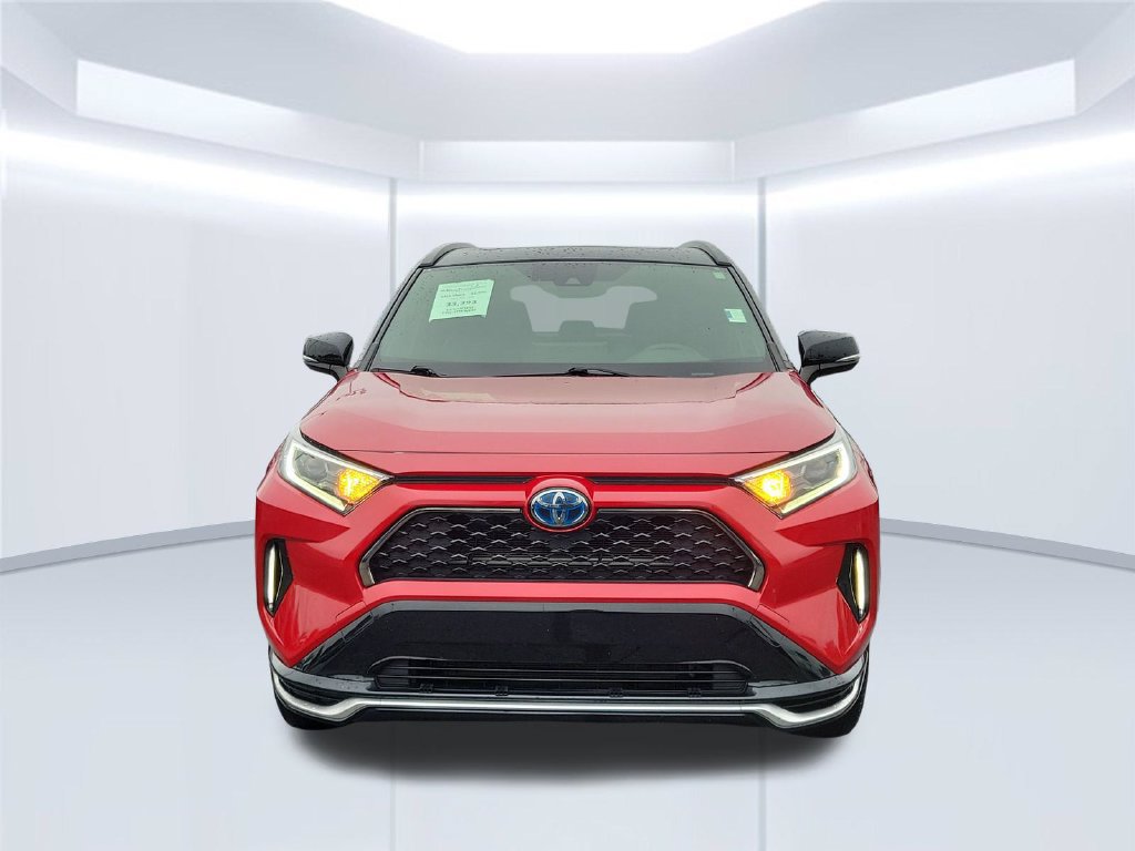 Used 2021 Toyota RAV4 XSE w/ Weather Package AWD/4WD image 2