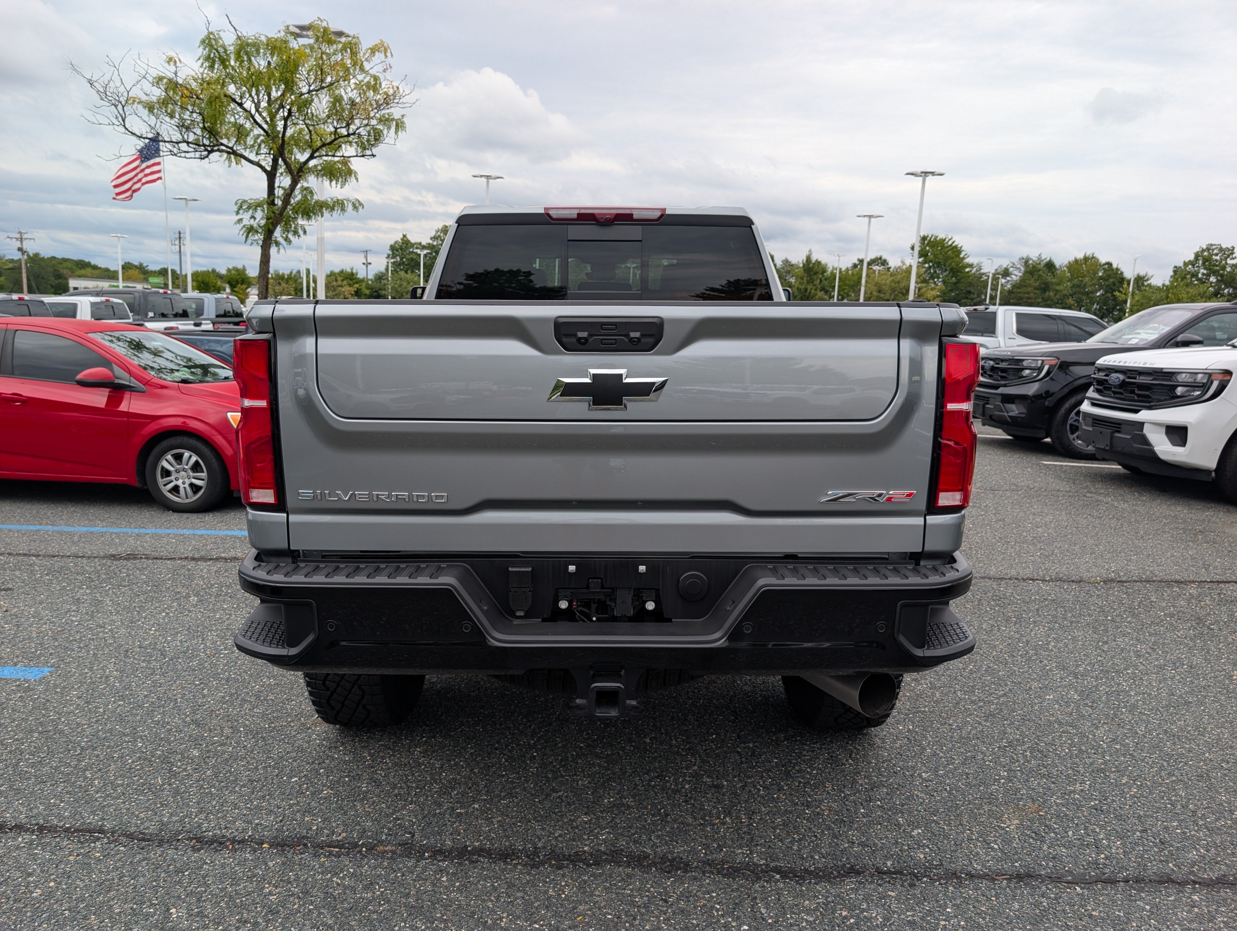 Used 2026 Chevrolet Silverado 2500 ZR2 AWD/4WD image 5