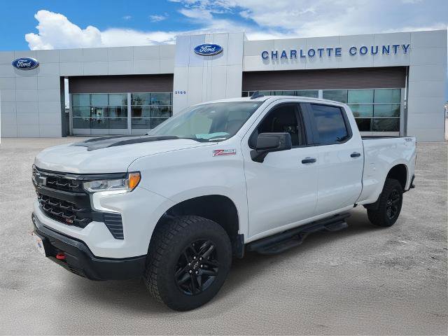 Used 2024 Chevrolet Silverado 1500 LT Trail Boss w/ Convenience Package II image 4
