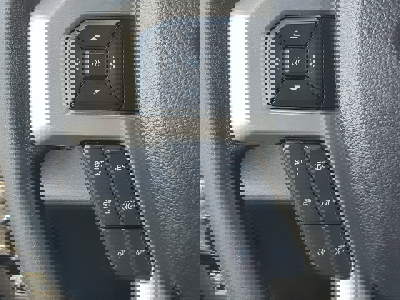 Certified 2020 Ford F150 Lariat image 23