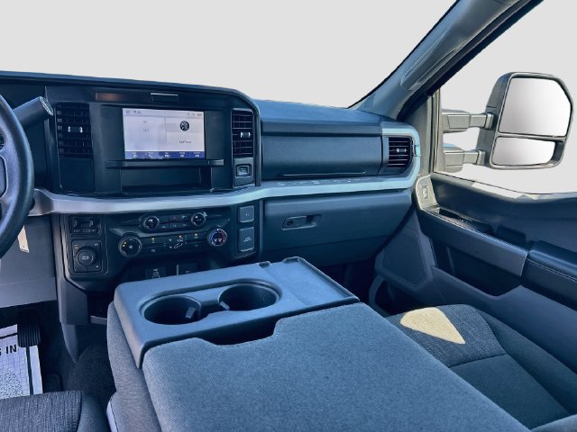 Certified 2025 Ford F250 XLT w/ Snow Plow Prep Package AWD/4WD image 29