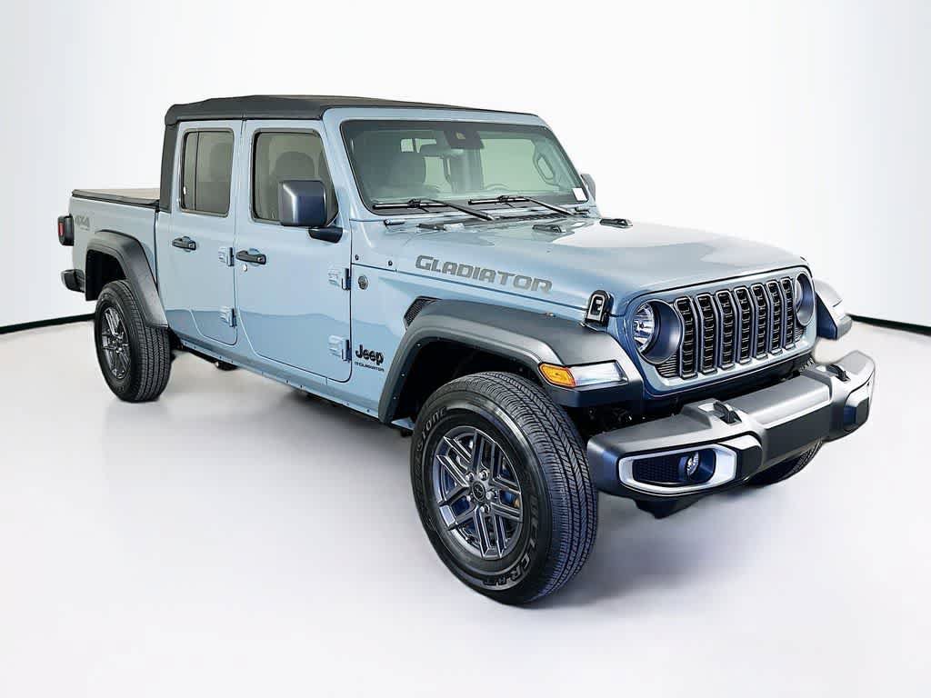 Used 2025 Jeep Gladiator Sport AWD/4WD image 24