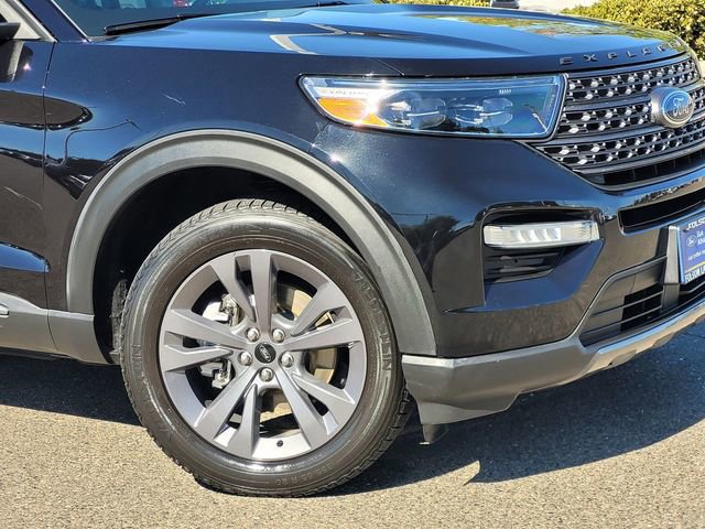 Certified 2022 Ford Explorer XLT w/ Equipment Group 202A image 6