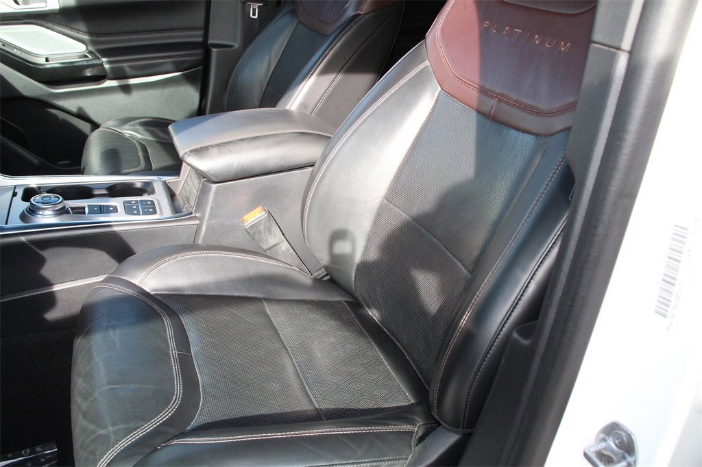 Certified 2022 Ford Explorer Platinum w/ Equipment Group 601A image 23