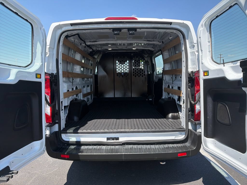Certified 2025 Ford Transit 250 Low Roof w/ Exterior Upgrade Package RWD image 21