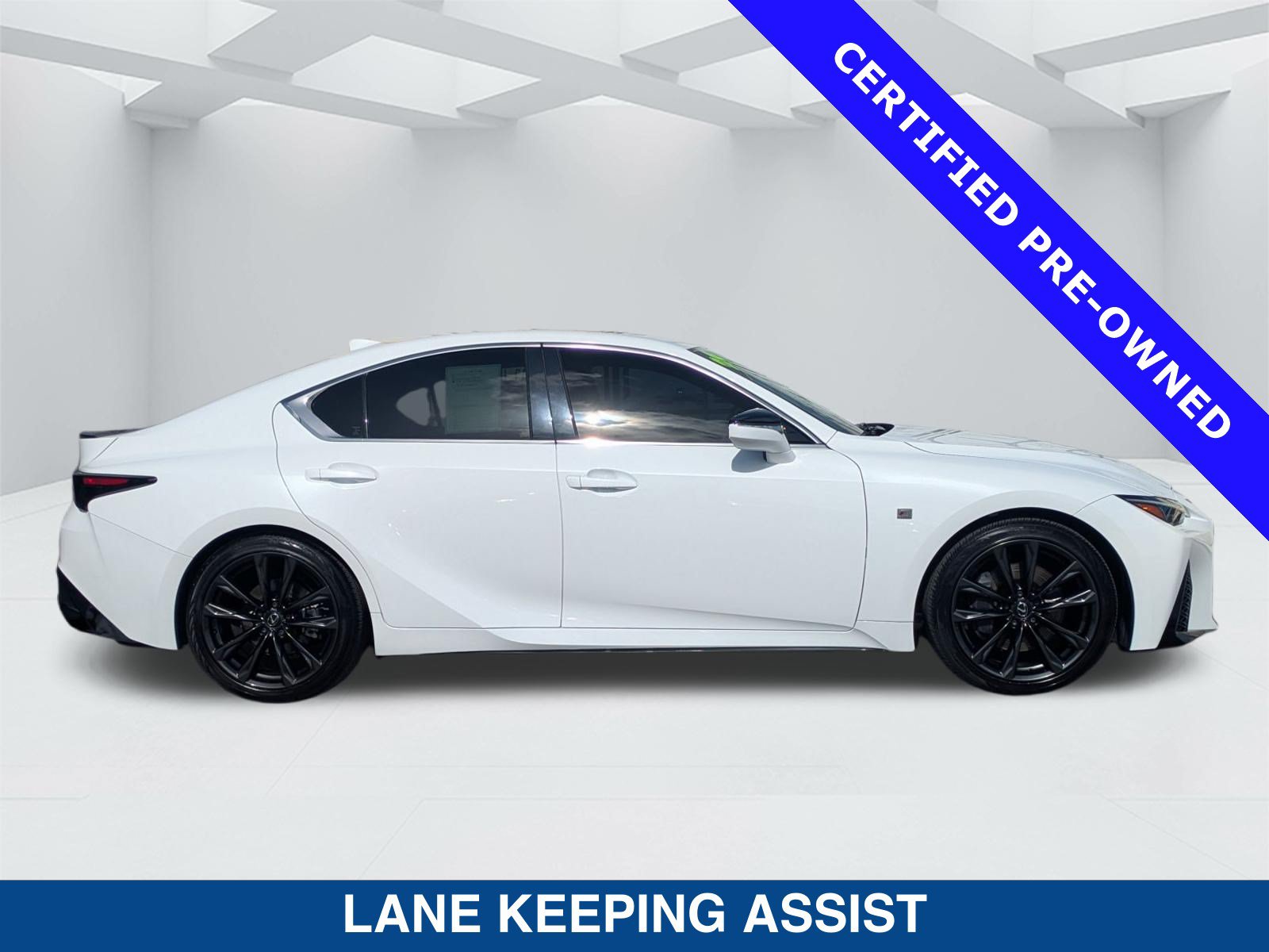 Used 2024 Lexus IS 350 F Sport RWD image 4