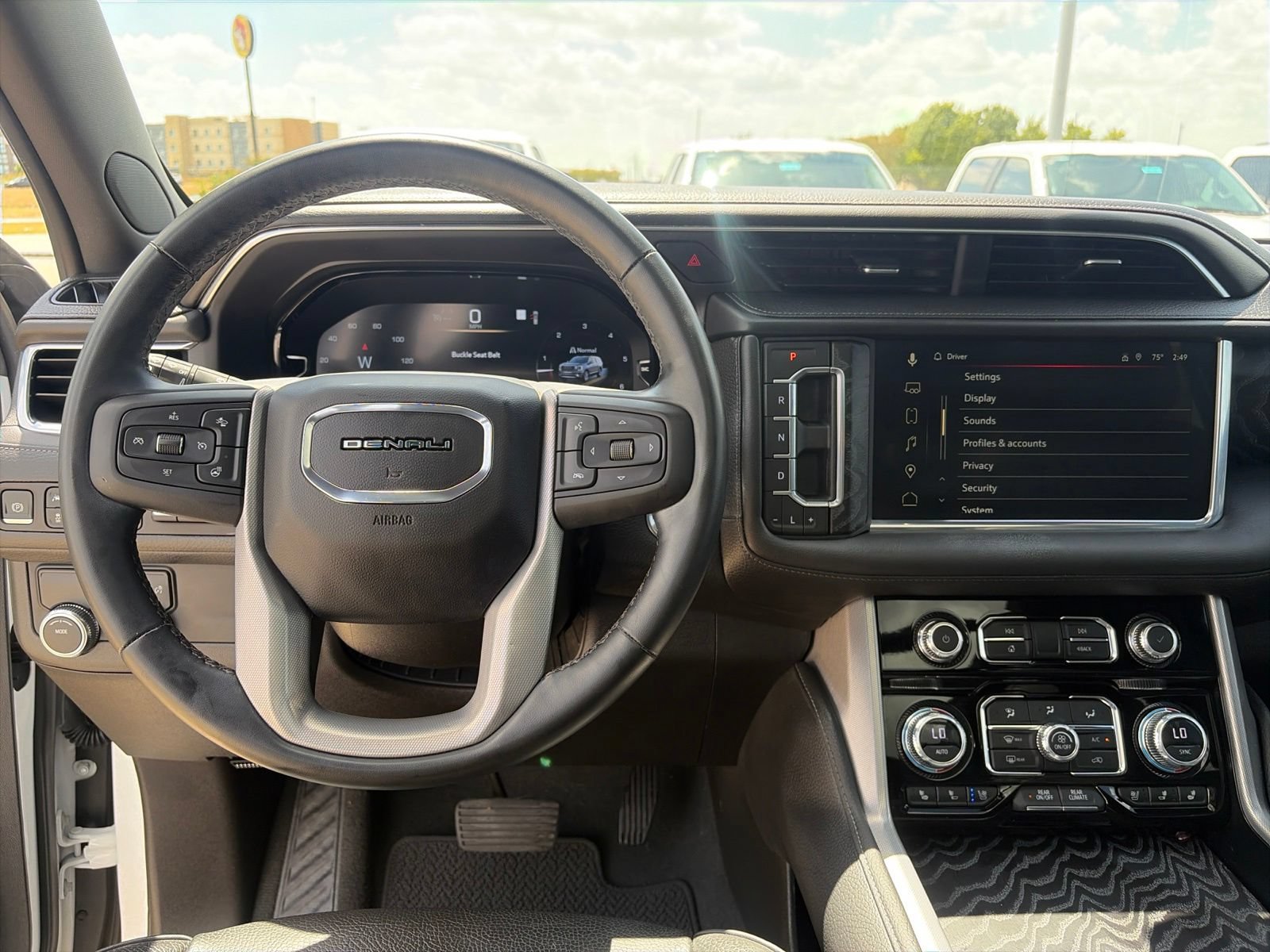 Used 2023 GMC Yukon XL Denali RWD image 21