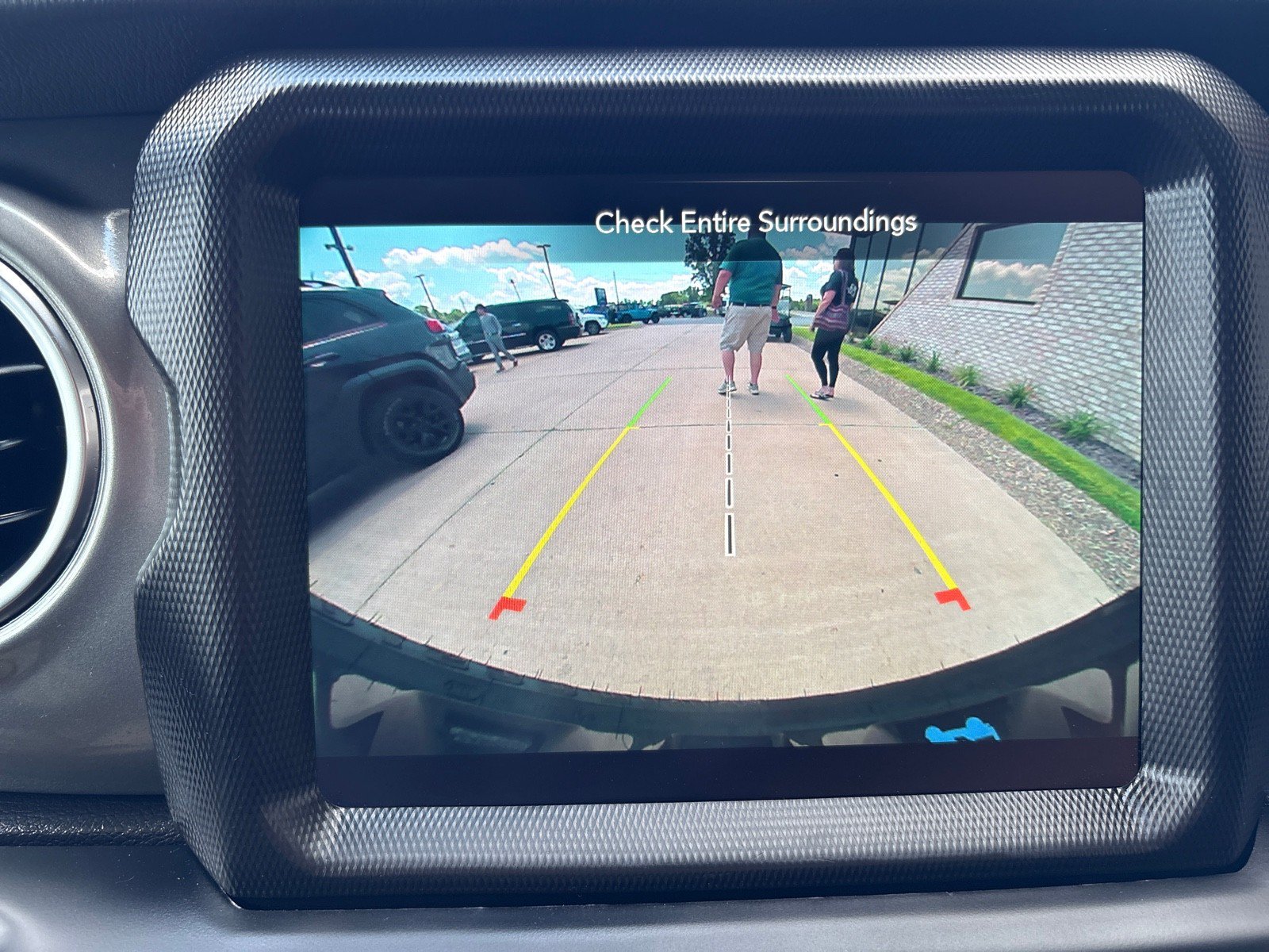 Used 2021 Jeep Wrangler Unlimited Sahara w/ Uconnect 4C Nav & Sound Group AWD/4WD image 20